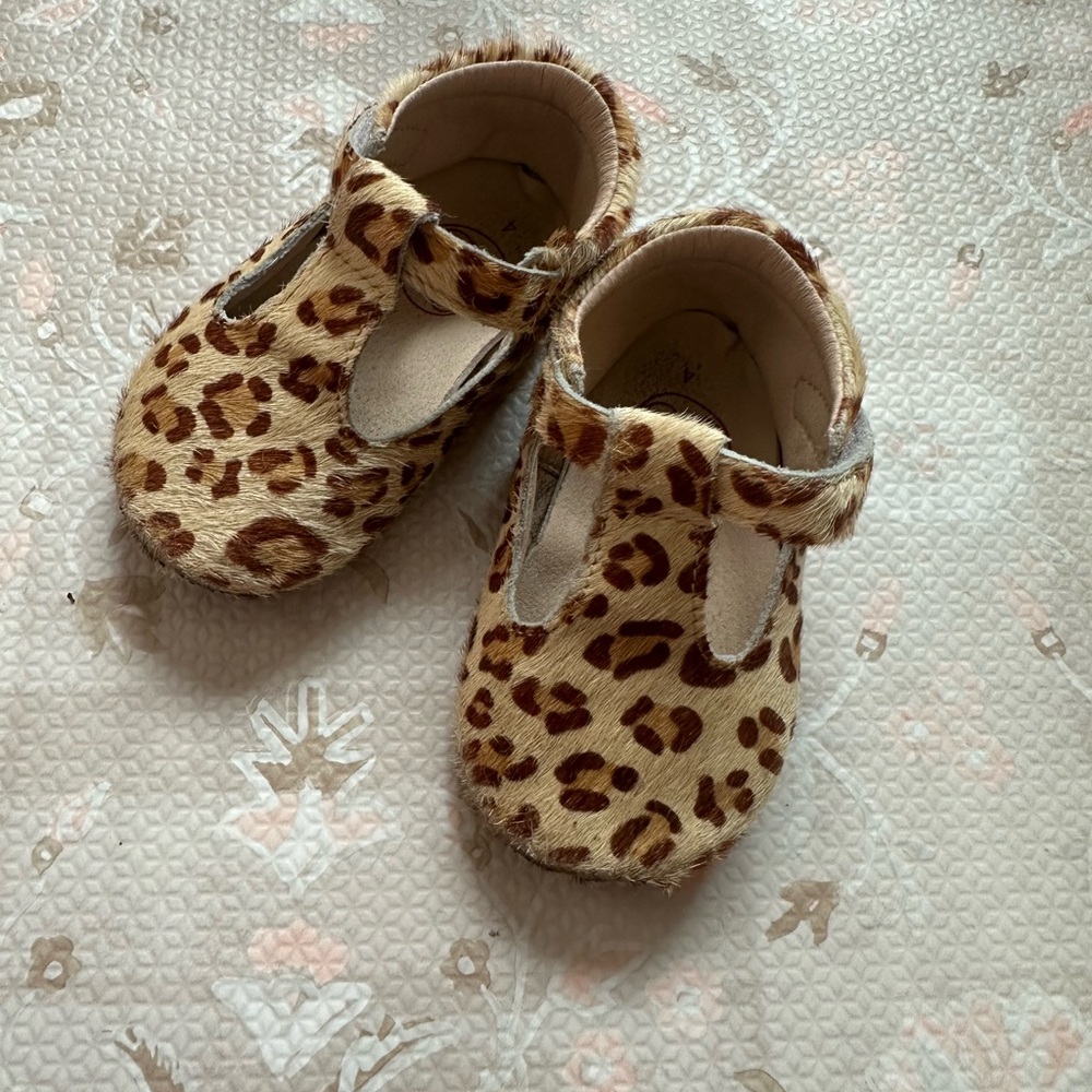 Leopard Print toddler t-strap Mary Jane Shoes